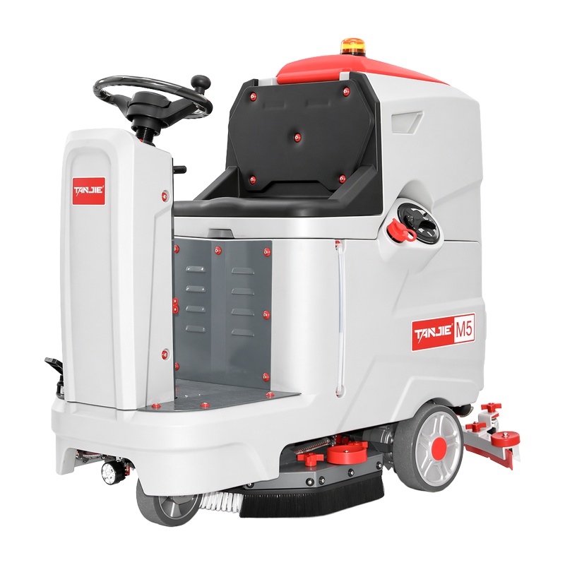 咸宁坦洁驾驶式洗地机M5【单刷】